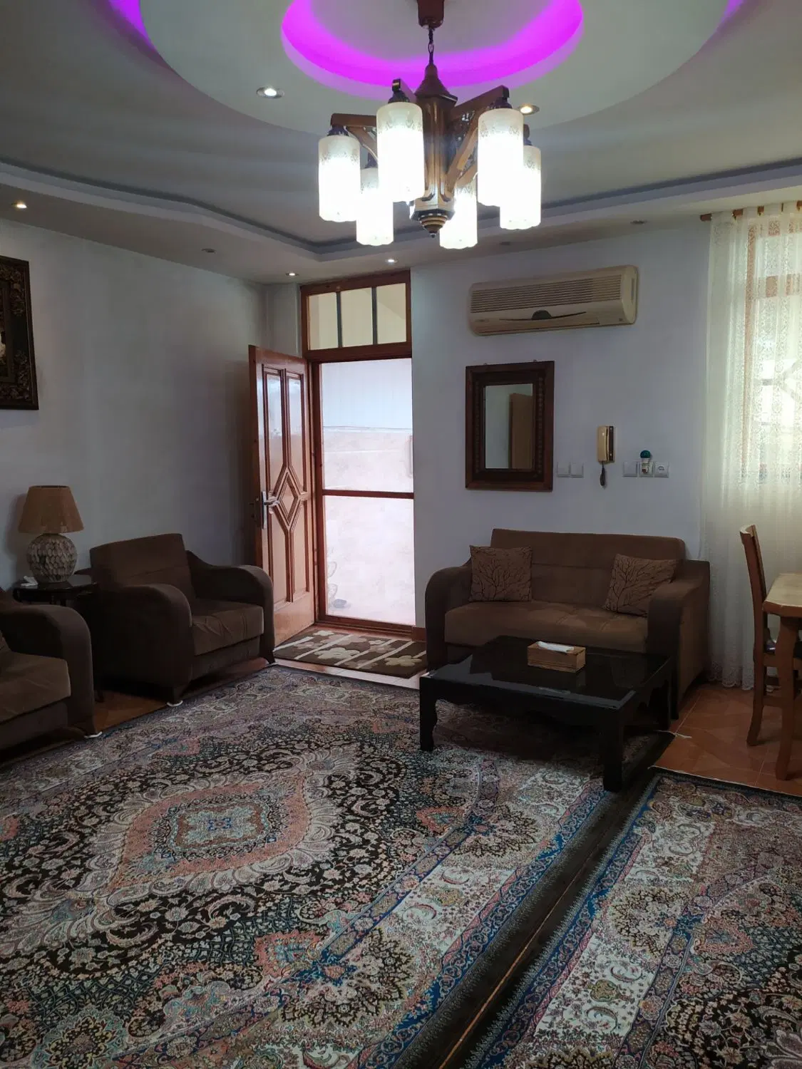 فروش خانه ویلایی کامل بازسازی شده