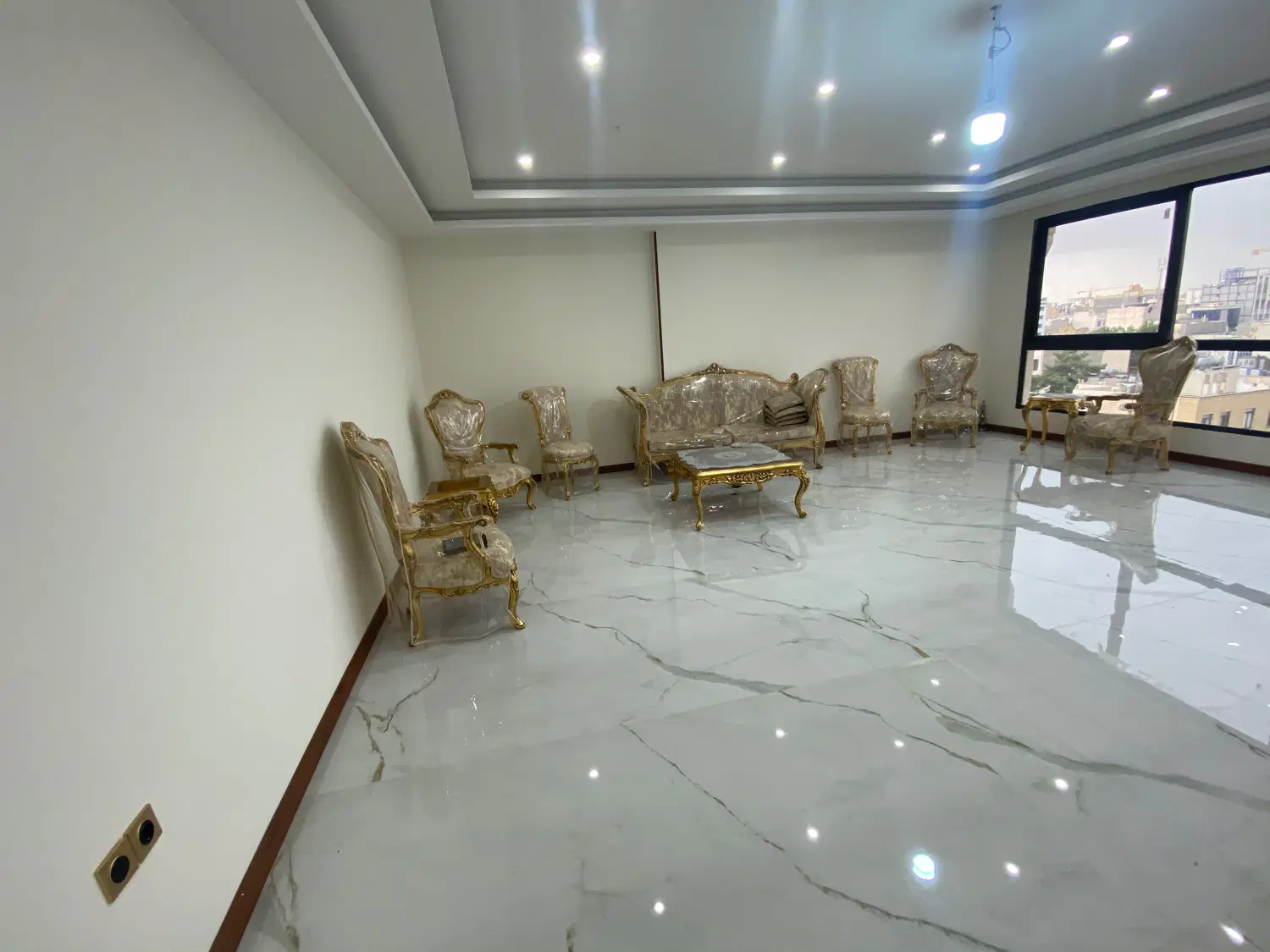 250متری حاشیه ابوسعید