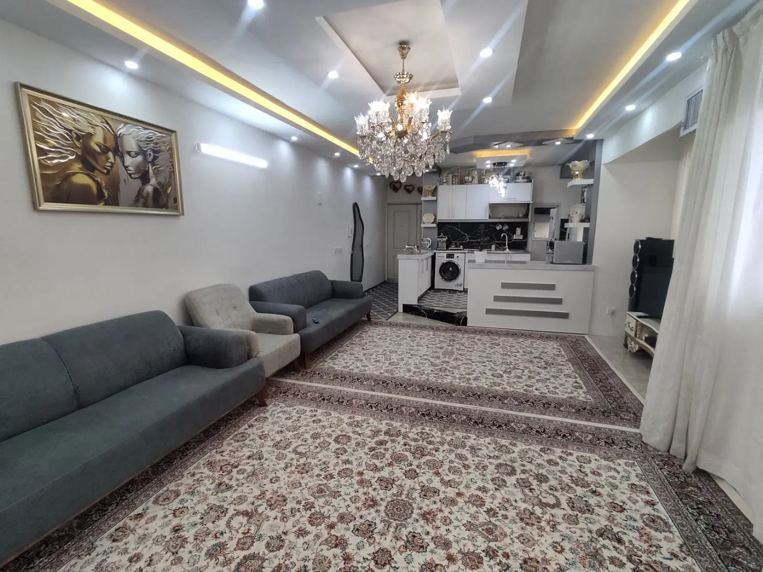 آپارتمان ایثارگران