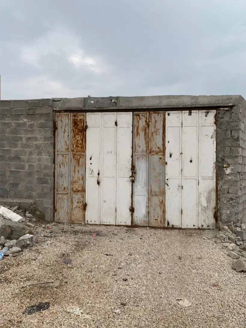 مغازه و گاراژ،سر خیابان اصلی ،مرغوب ترین لوکیشن