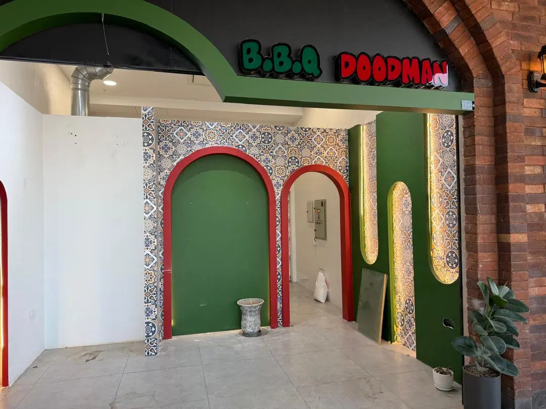 فود کورت نیایش مال