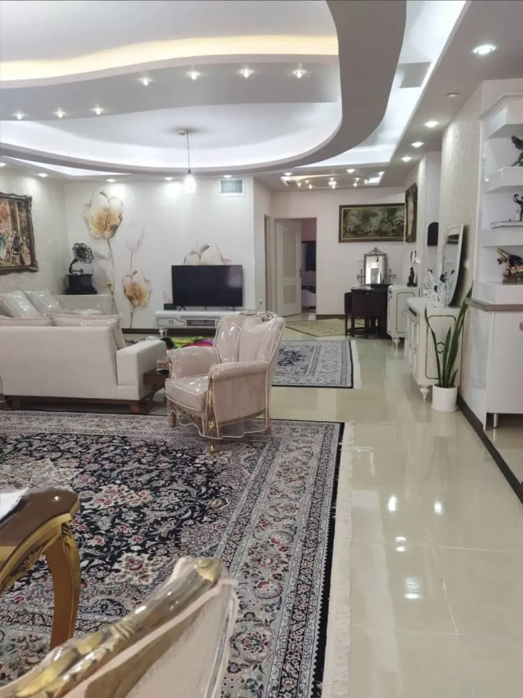 آپارتمان سه خوابه اکازیون متخصصین