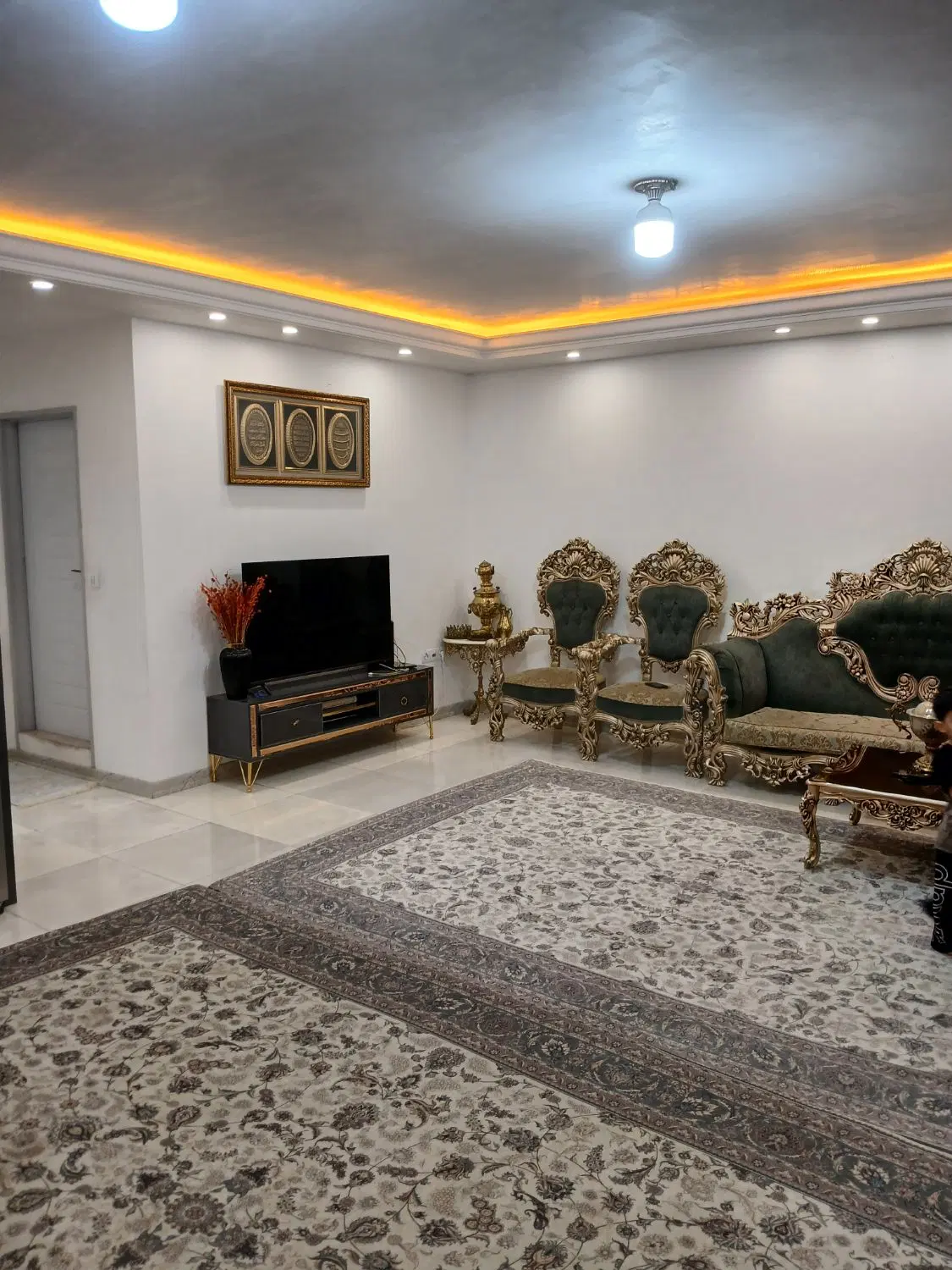 فروش 3 طبقه ویلایی