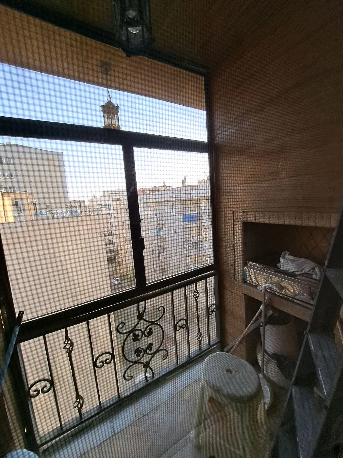 ۱۵۰ متر سه خوابه فول امکانات فردوس شرق وفاآذر