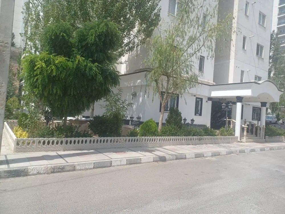 رهن واحد ۸۷ متری فاز۱۱ شیخ عطار با ۳۰۰ م رهن