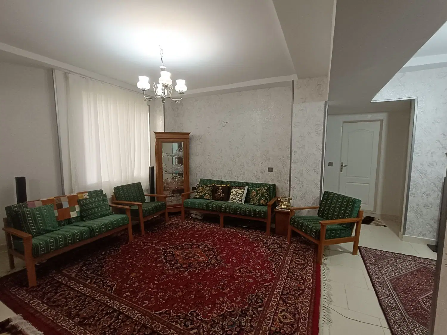 آپارتمان مهرگان
