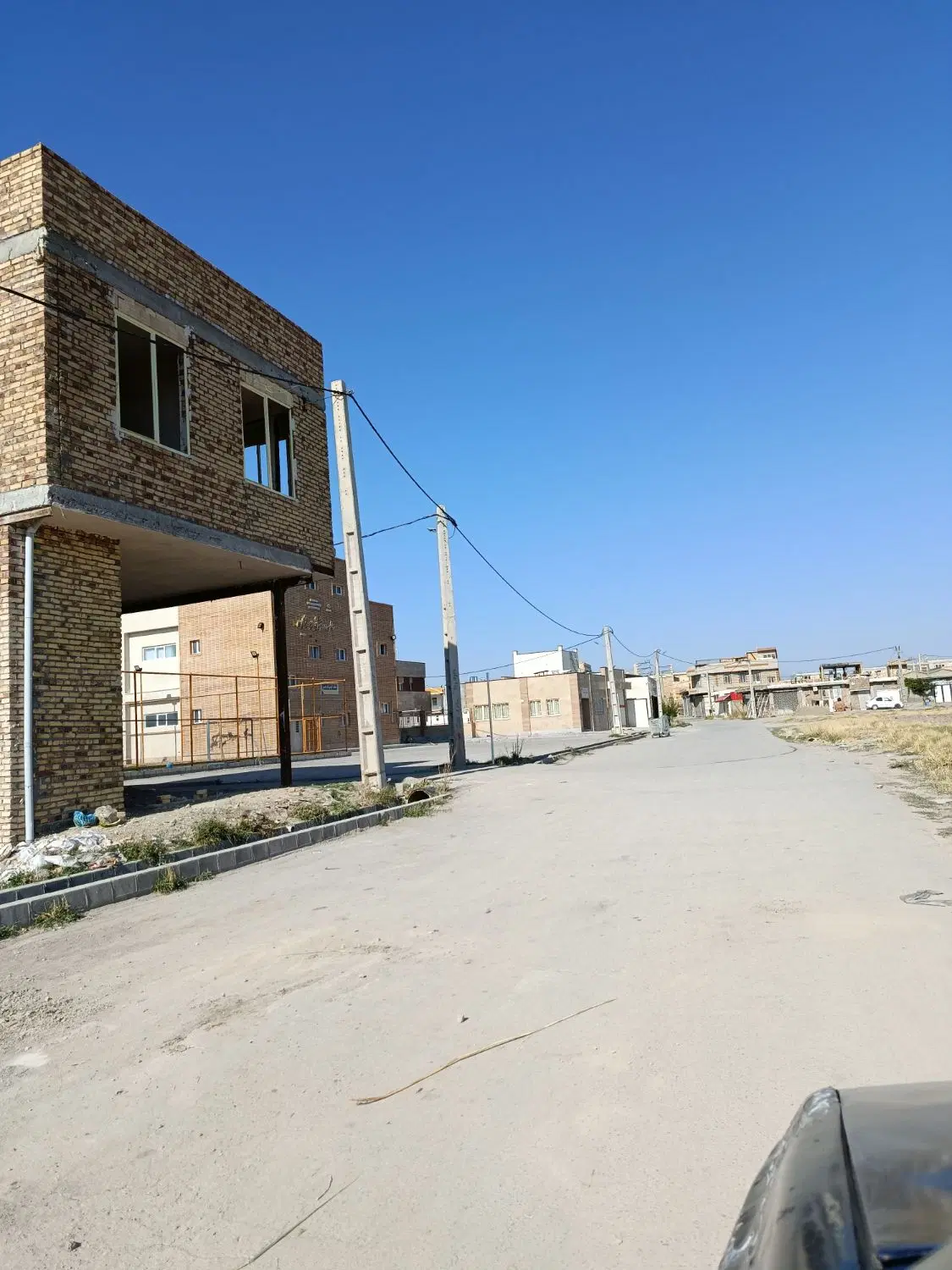 زمین تجاری مسکونی