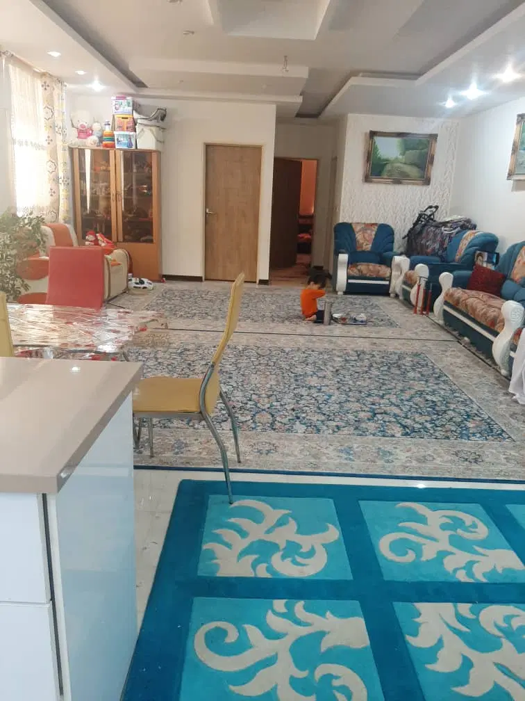 واحد۱۲۰ متری_۲خواب_کولر_پکیج_کابینت هایگلاس