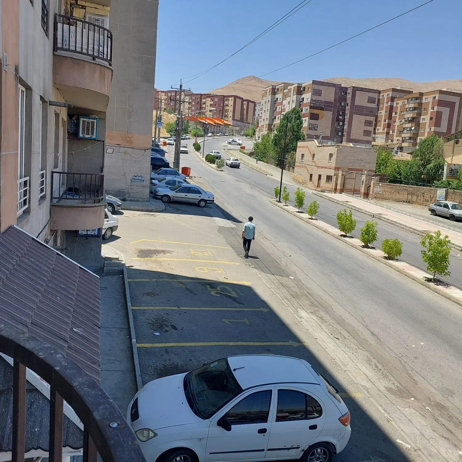 ۸۵ متری دو خوابه بدون دید مشرف مسکن مهر