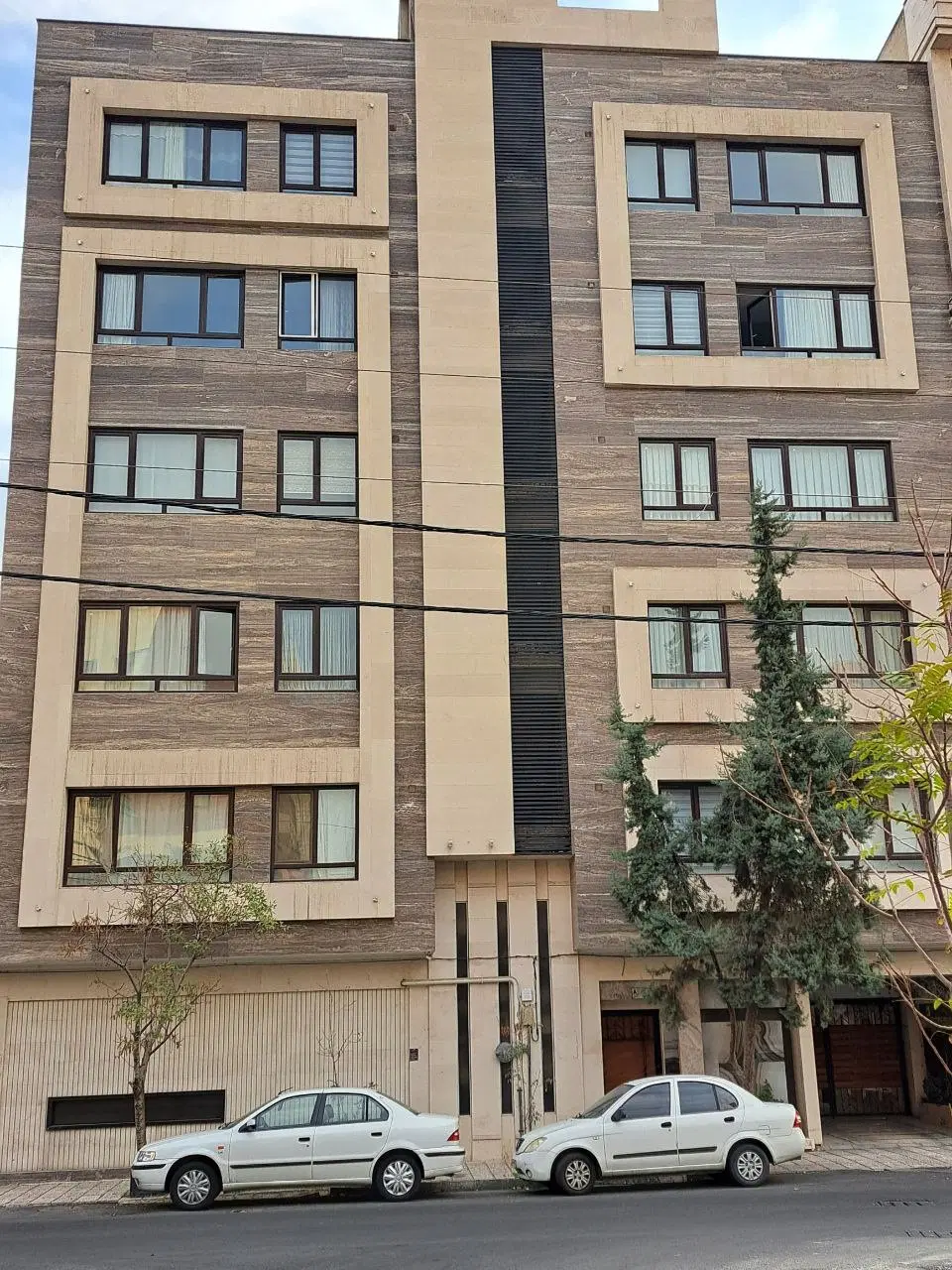 ۶۵متر_۲خواب_فول‌امکانات_۱۲ساله_غرب‌بلوارشاهد
