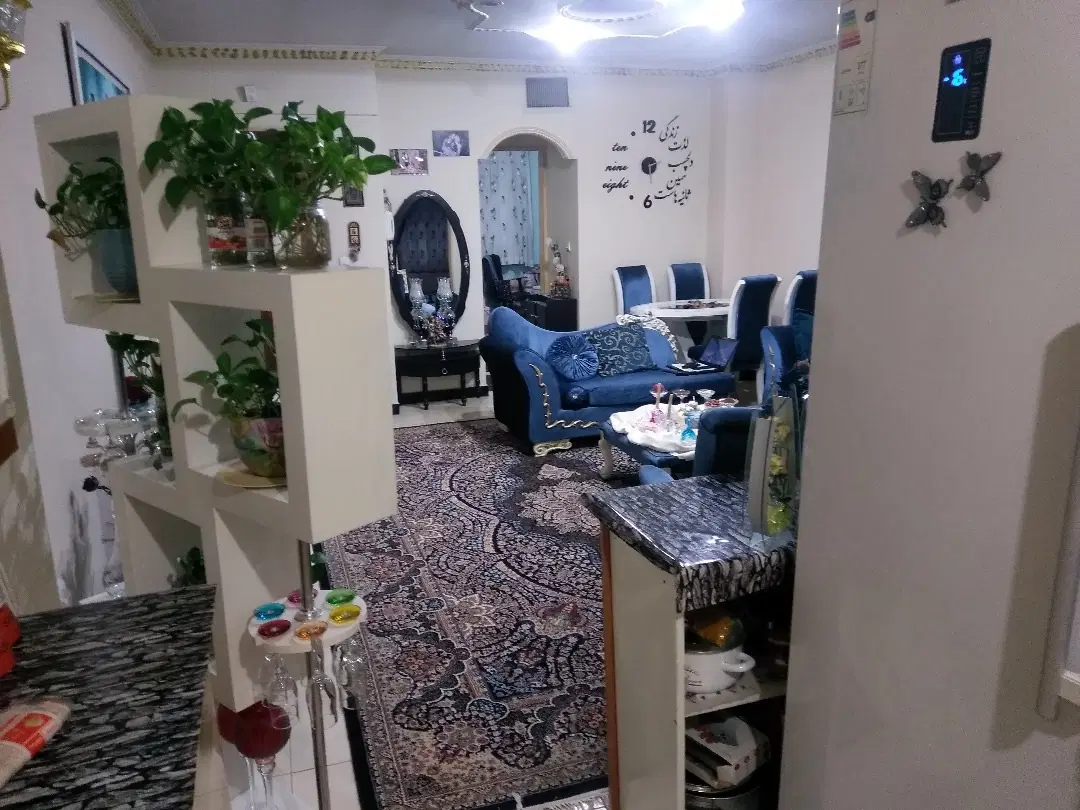 واحد ۷۰ متری خوش نقشه