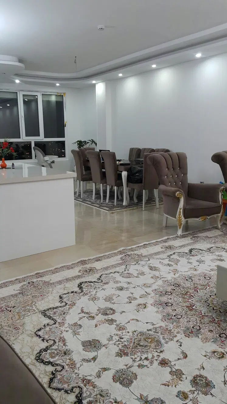 فروش آپارتمان ۱۱۴ متری برج پارسی