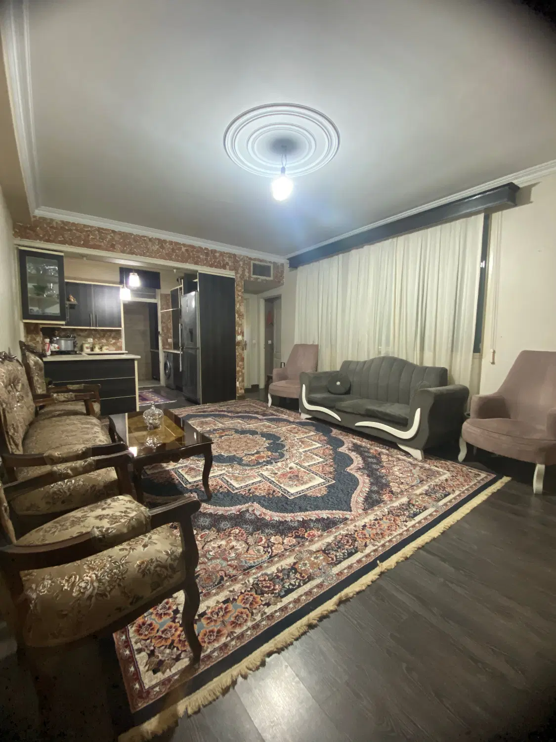 اپارتمان دو خوابه