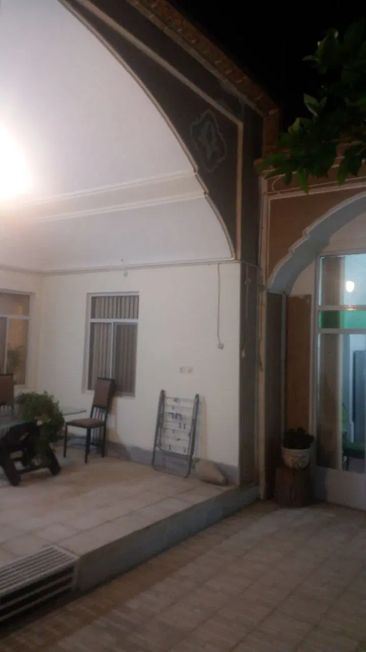 خانه ۳۵۰ متری