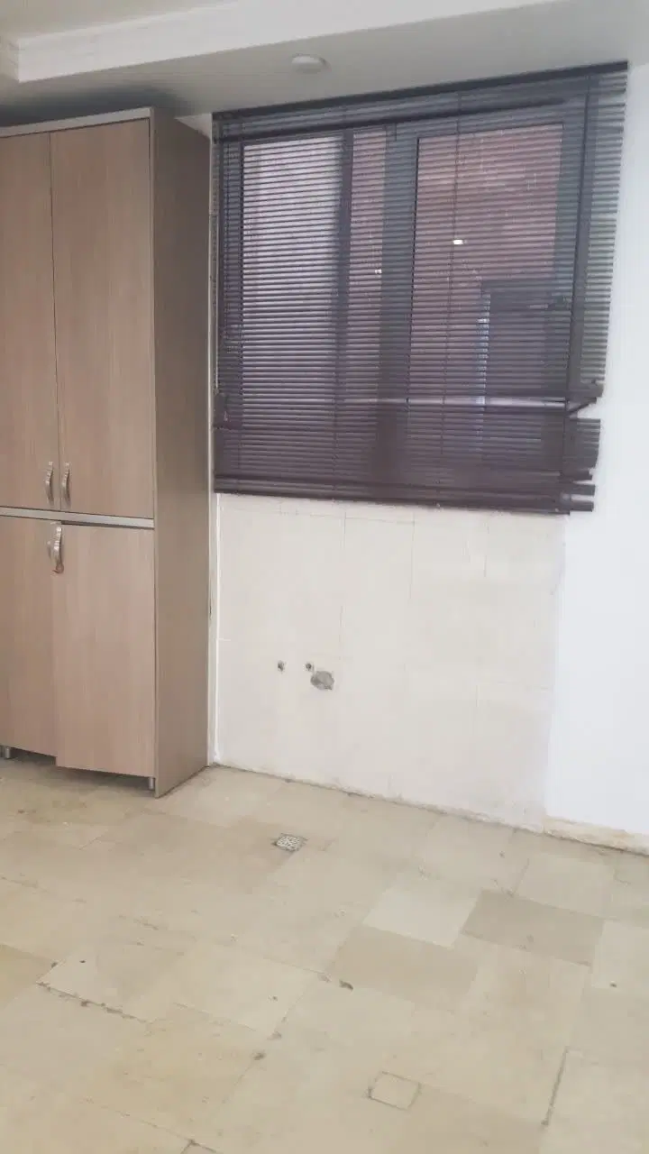 ساختمان پزشکان واحد ۸۰ متری لوکیشن مترو شریعتی