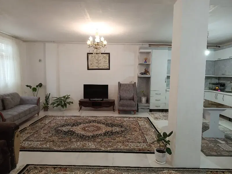 واحد دوخوابه در بازارچه ساحلی برای اجاره روزانه