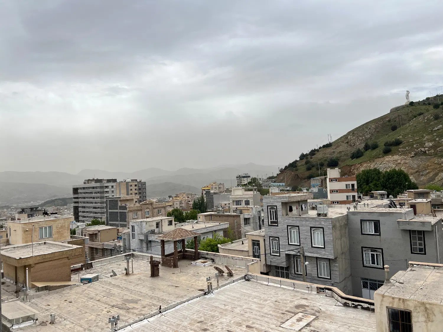 خوش‌منظره‌ترین آپارتمان لوکس مبارک آباد