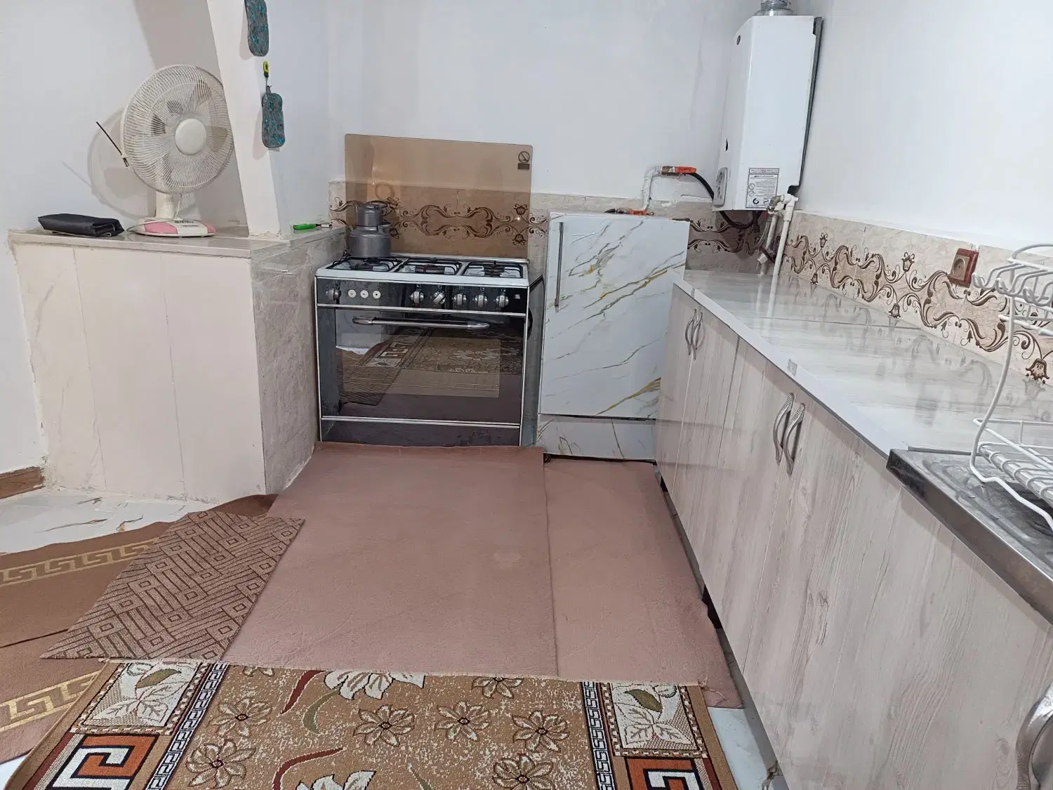 سوییت نوساز در الموت معلم کلایه کنار رودخانه