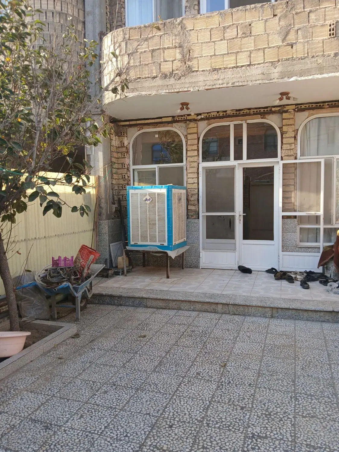 منزل 180 متری