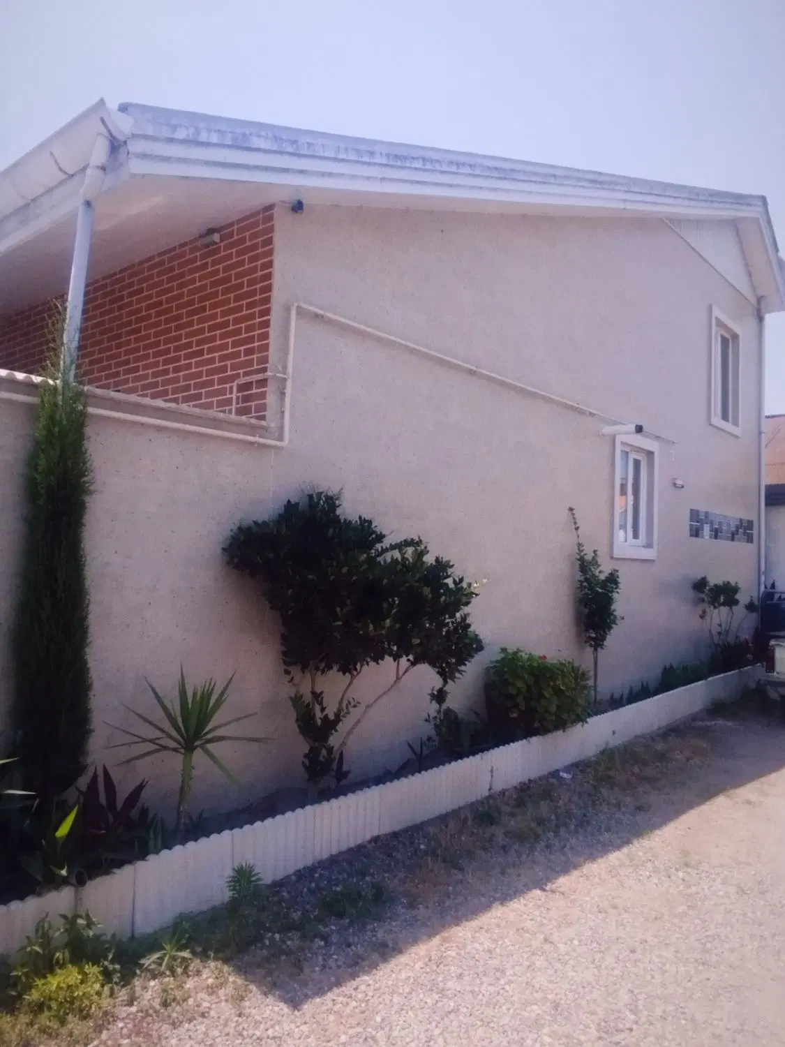 سپیدکنار بندرکیاشهر ۱۴۸ متر بنا ۳ ساله
