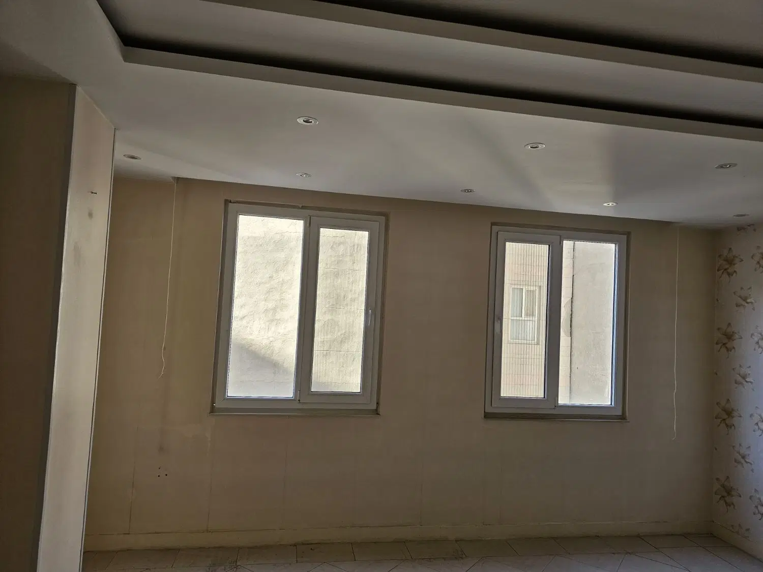 آپارتمان ۷۷ متری