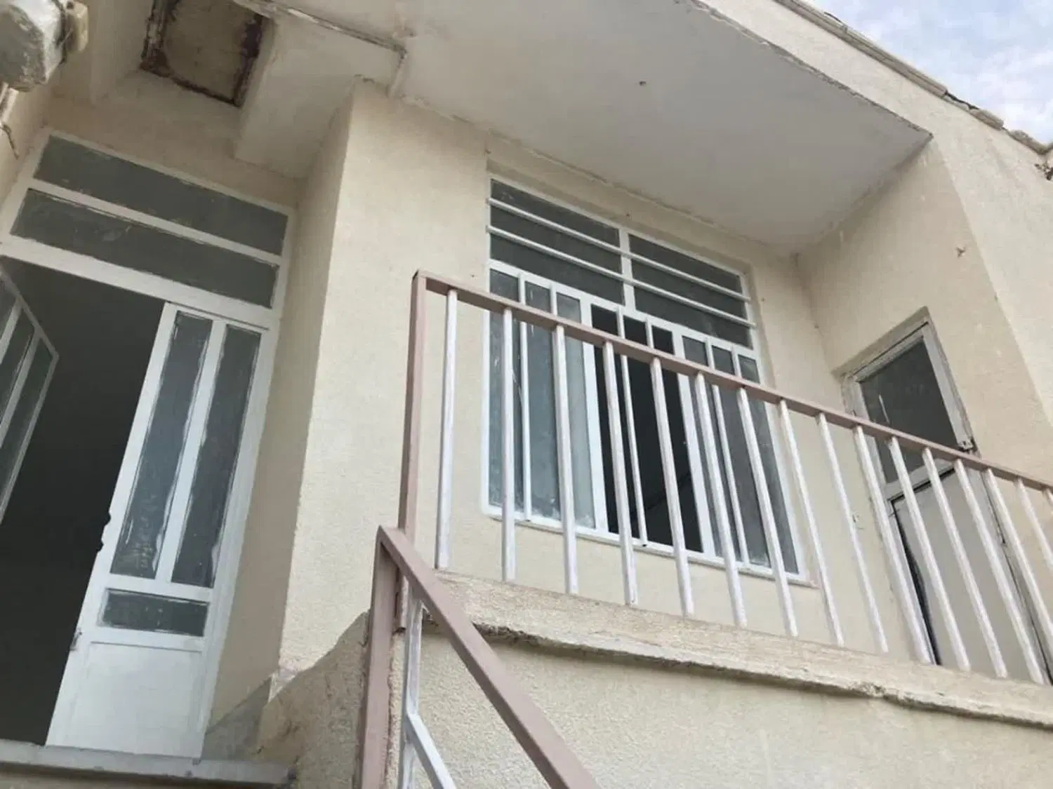 خانه ویلایی طبقه بالا