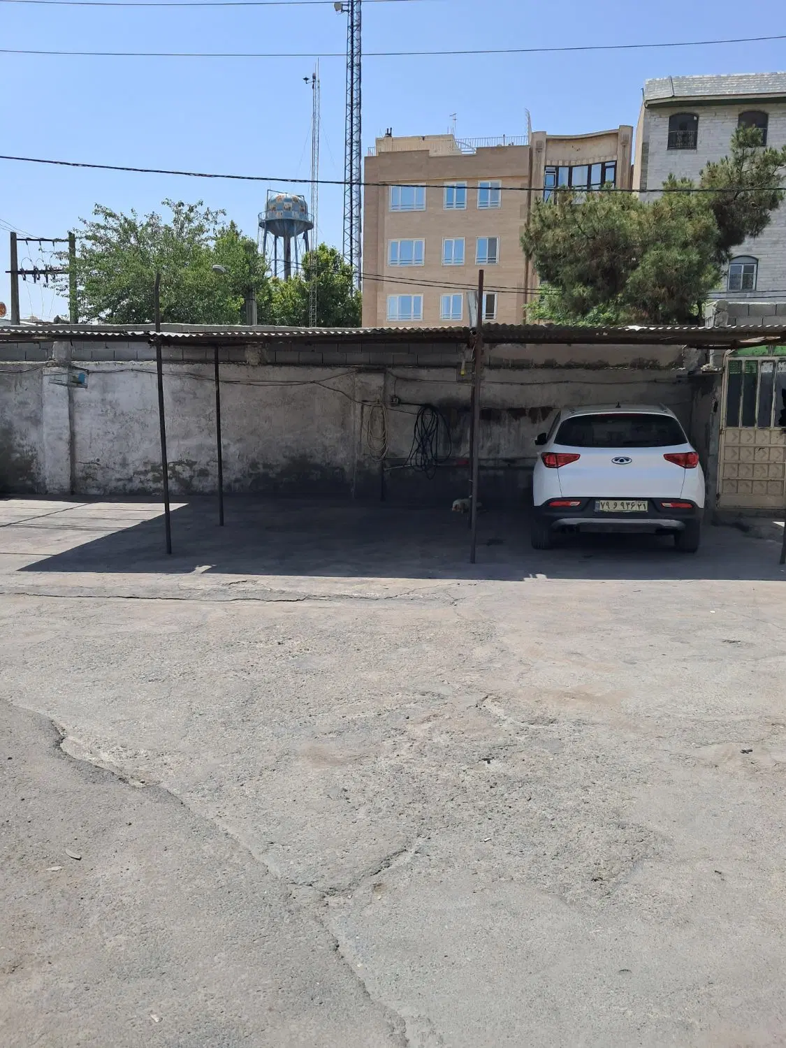 پارکینگ اختصاصی