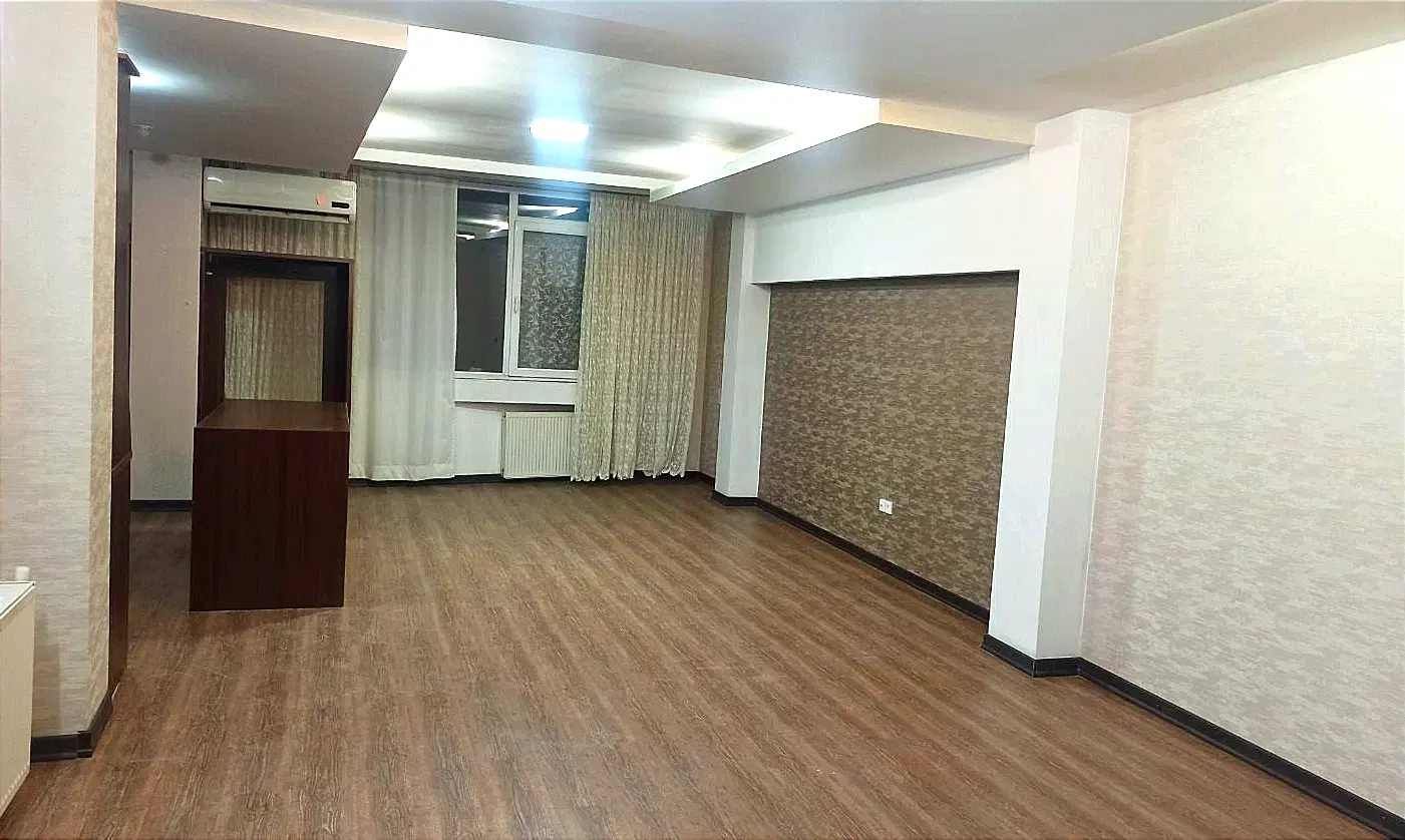 فروش آپارتمان ۹۳متری محدوده چهار راه نادر