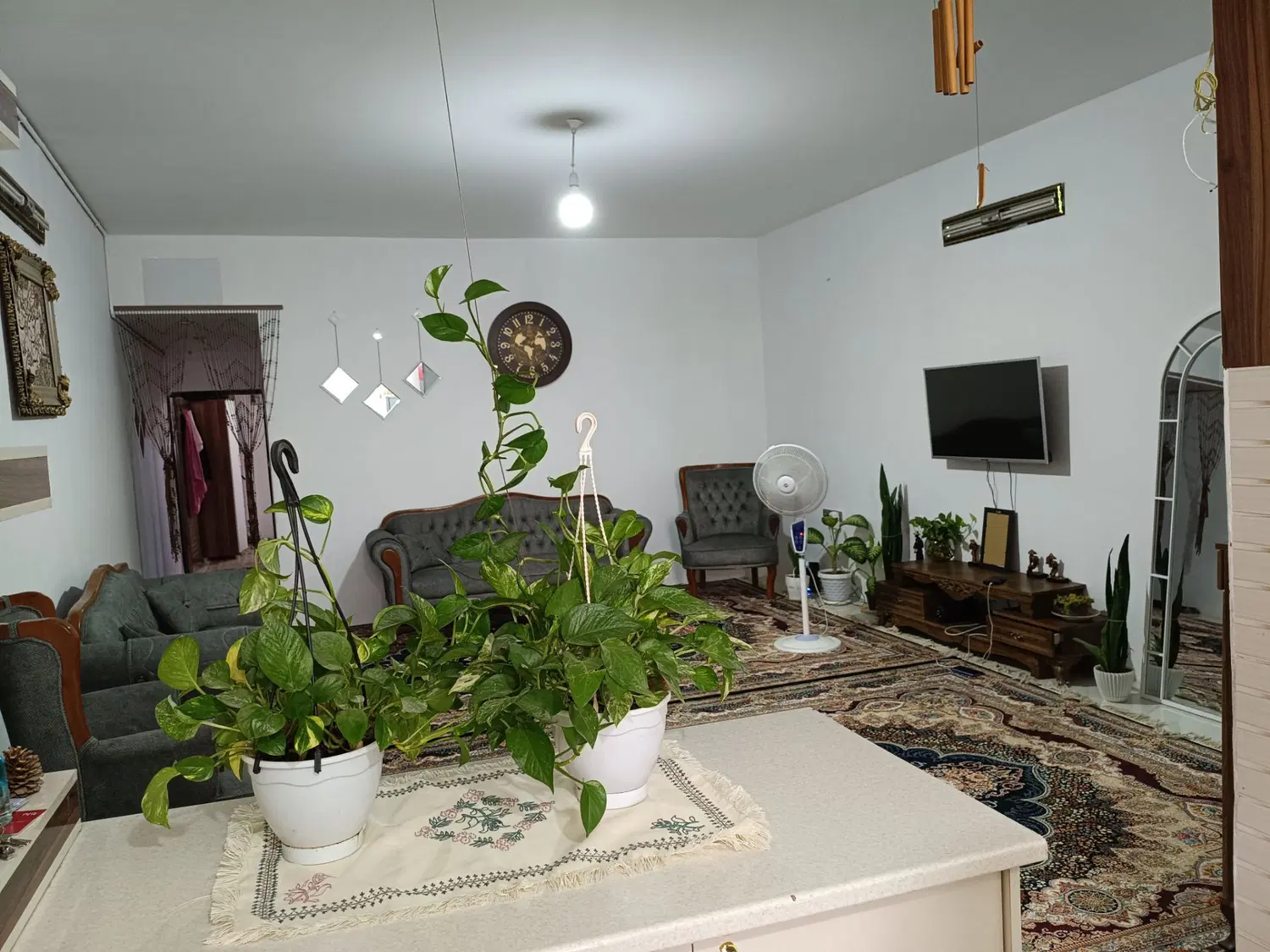 آپارتمان 100 متری خوش نقشه فول حاشیه خیابان