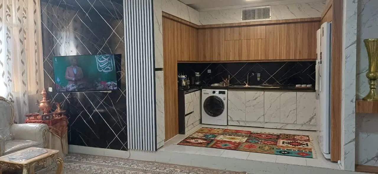 واحد ۱۰۰ متری شیک