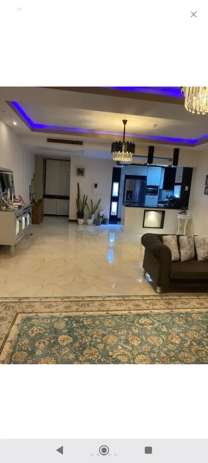 پذیرایی تمام جنوب ،روشن و دلگرم