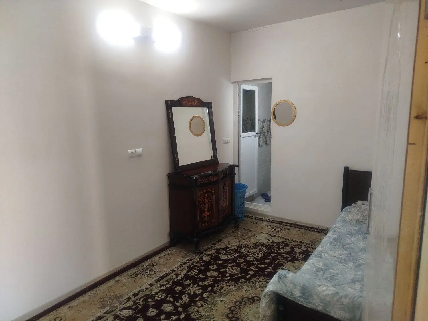 خانه دربست 110متری زریندشت فیروزکوه