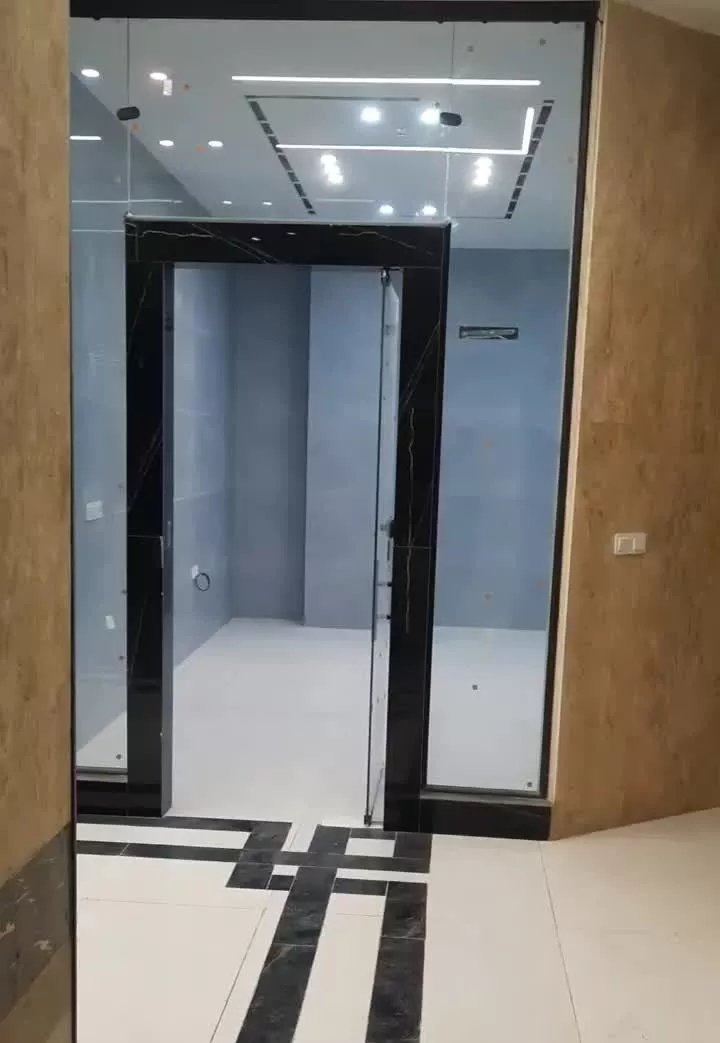 تجاری ۲۵ متری