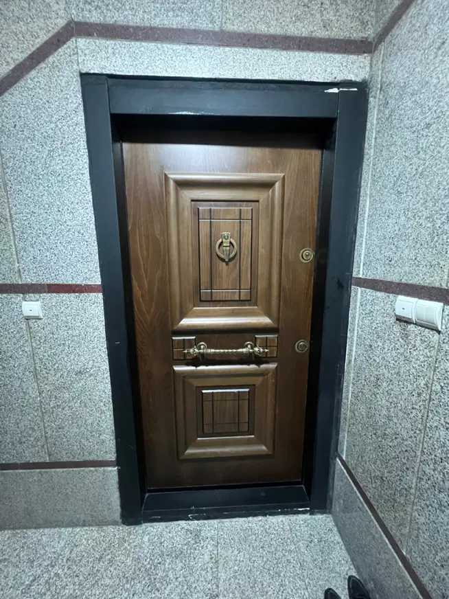 آپارتمان ۱۳۲متری فول امکانات در سوم نیرو هوایی