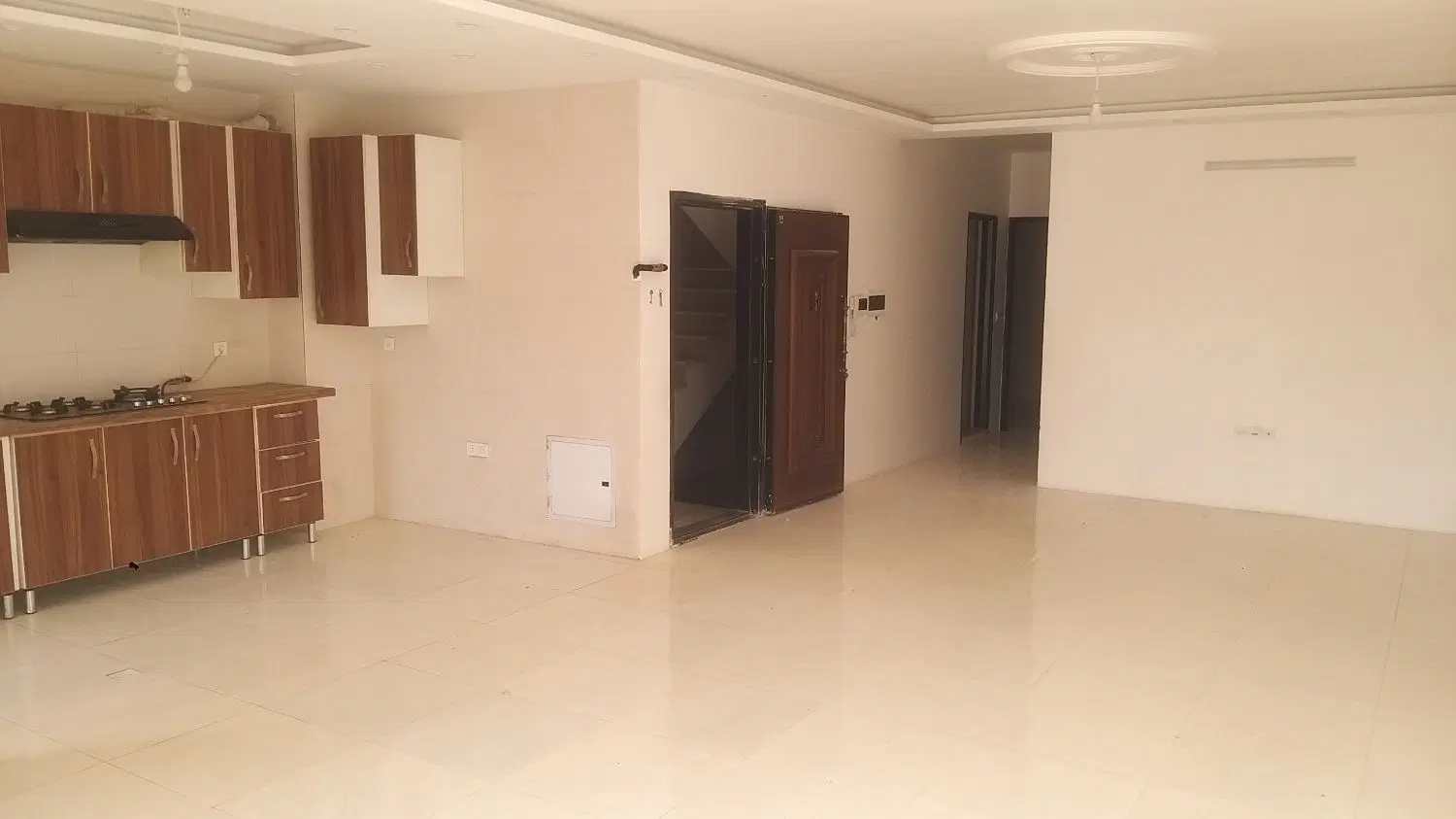 خانه اجاره ای طبقه ۲