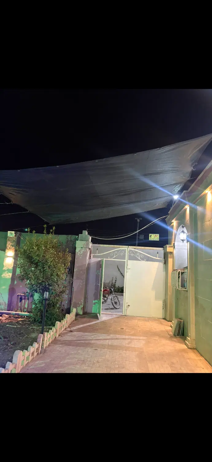باغ ویلا ۵۲۵متری با سند تک برگ و کنتور برق