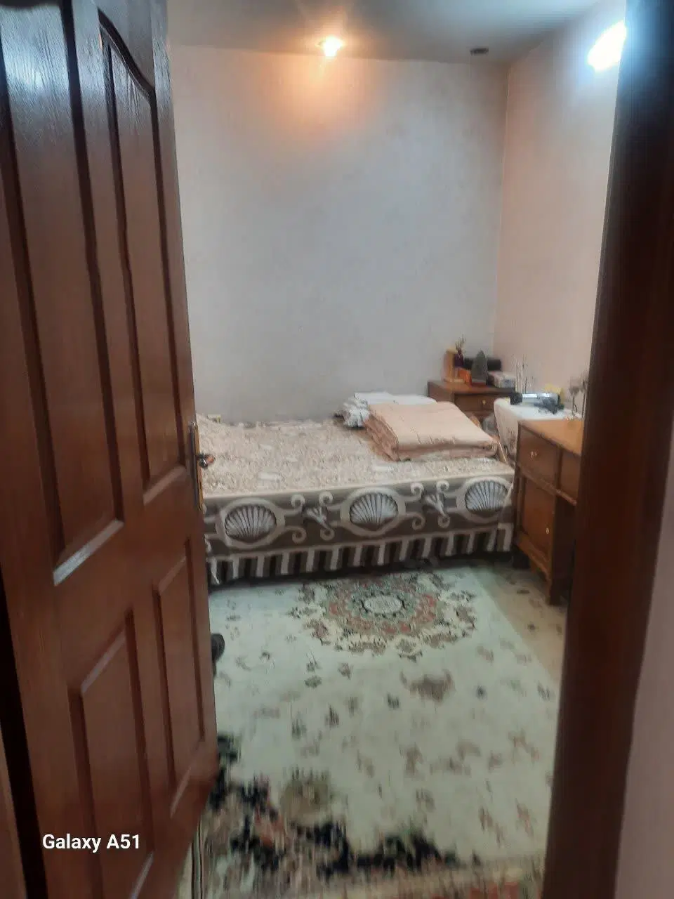 ۹۰ متر شیک و مرتب بلوار مجد