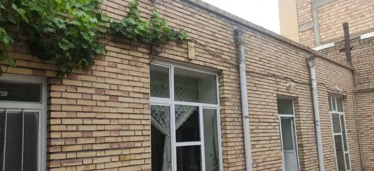 فروش خانه ویلایی کلنگی ۱۸۰ متری در منصور