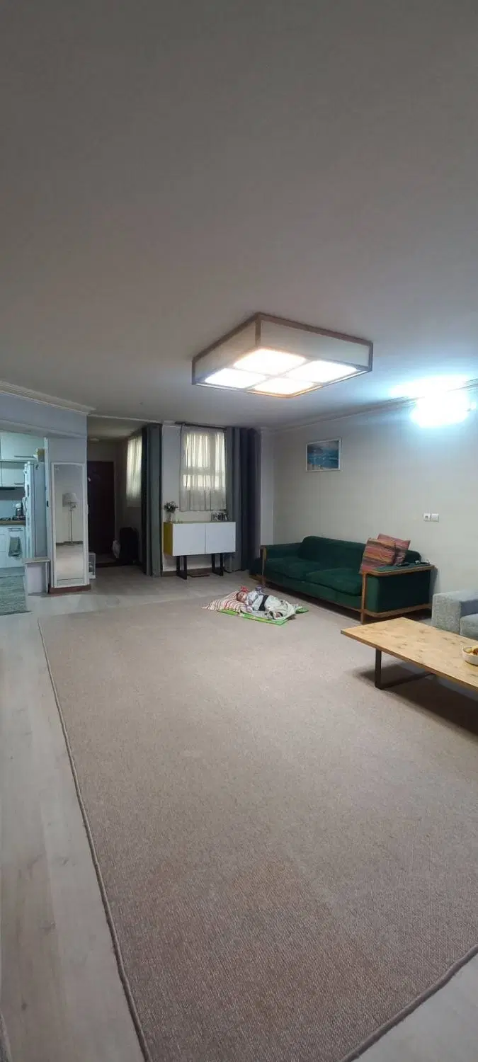 ۸۱ متر خوش نقشه با پارکینگ