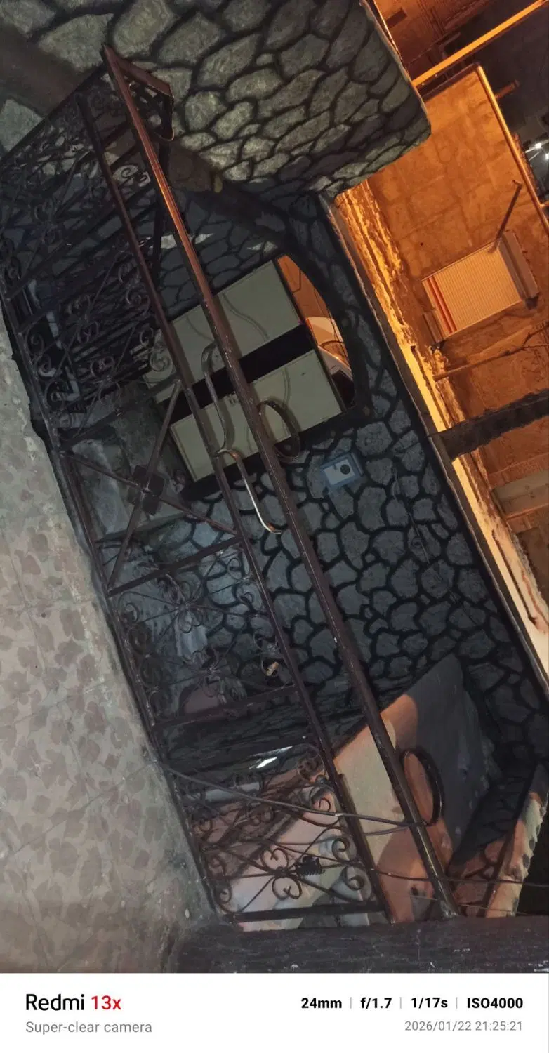 خانه قدیمی 100متر دو طبقه خسروشاه
