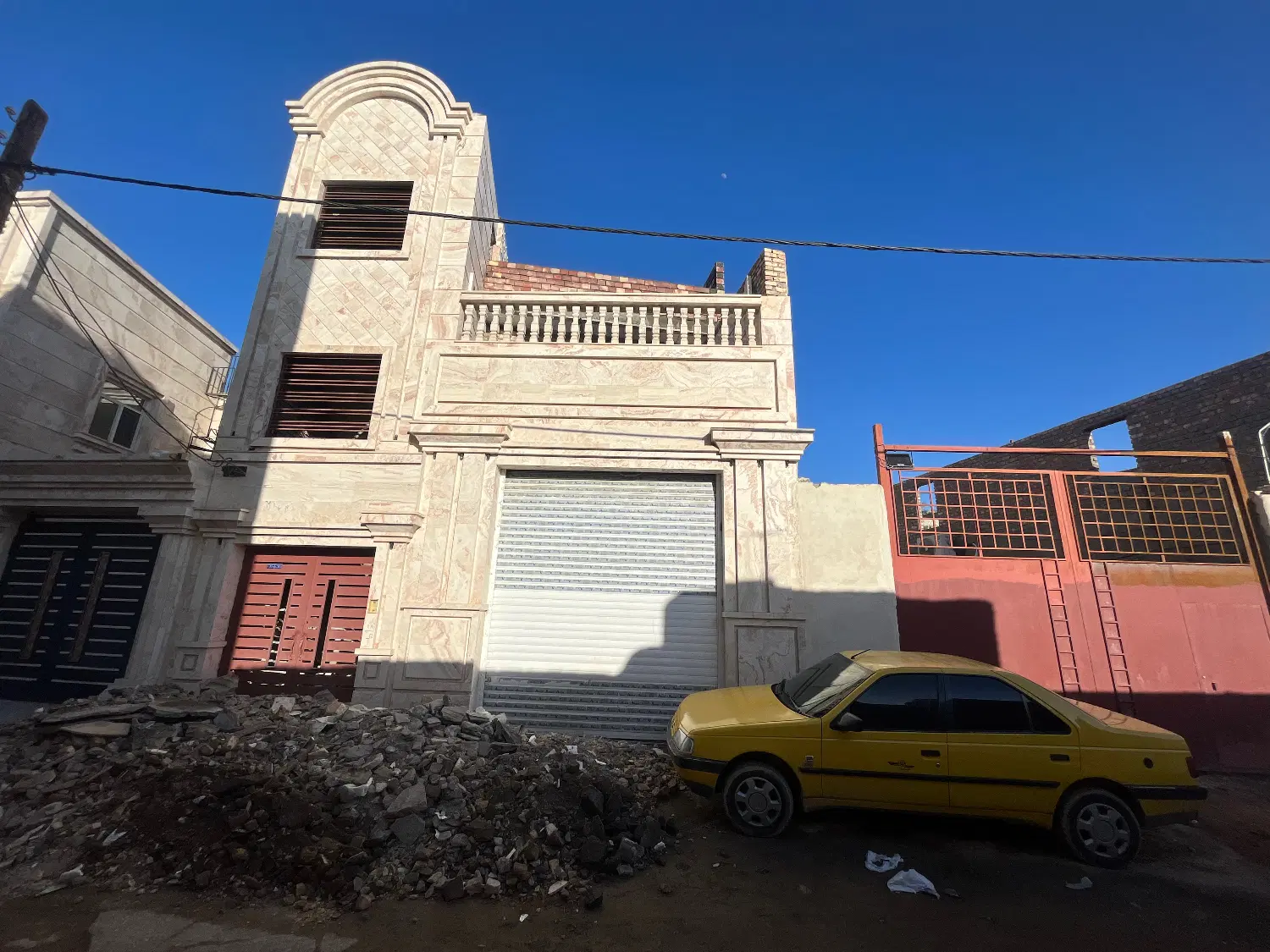 فروش سه طبقه۱۵۰متری