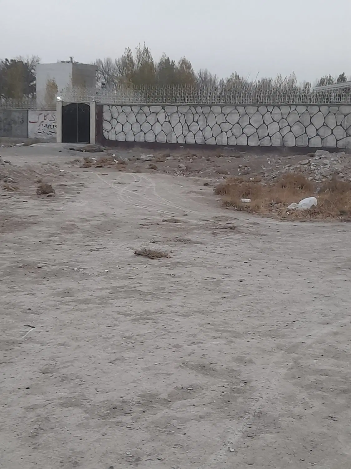 زمین ۱۷۵ متری در بهترین لوکیشن روستای بکه