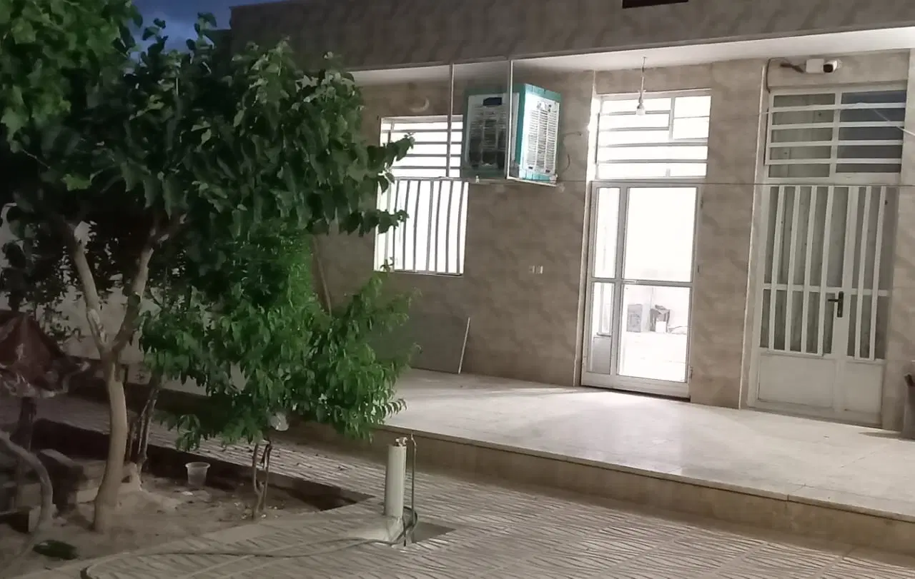 همکف دربست
