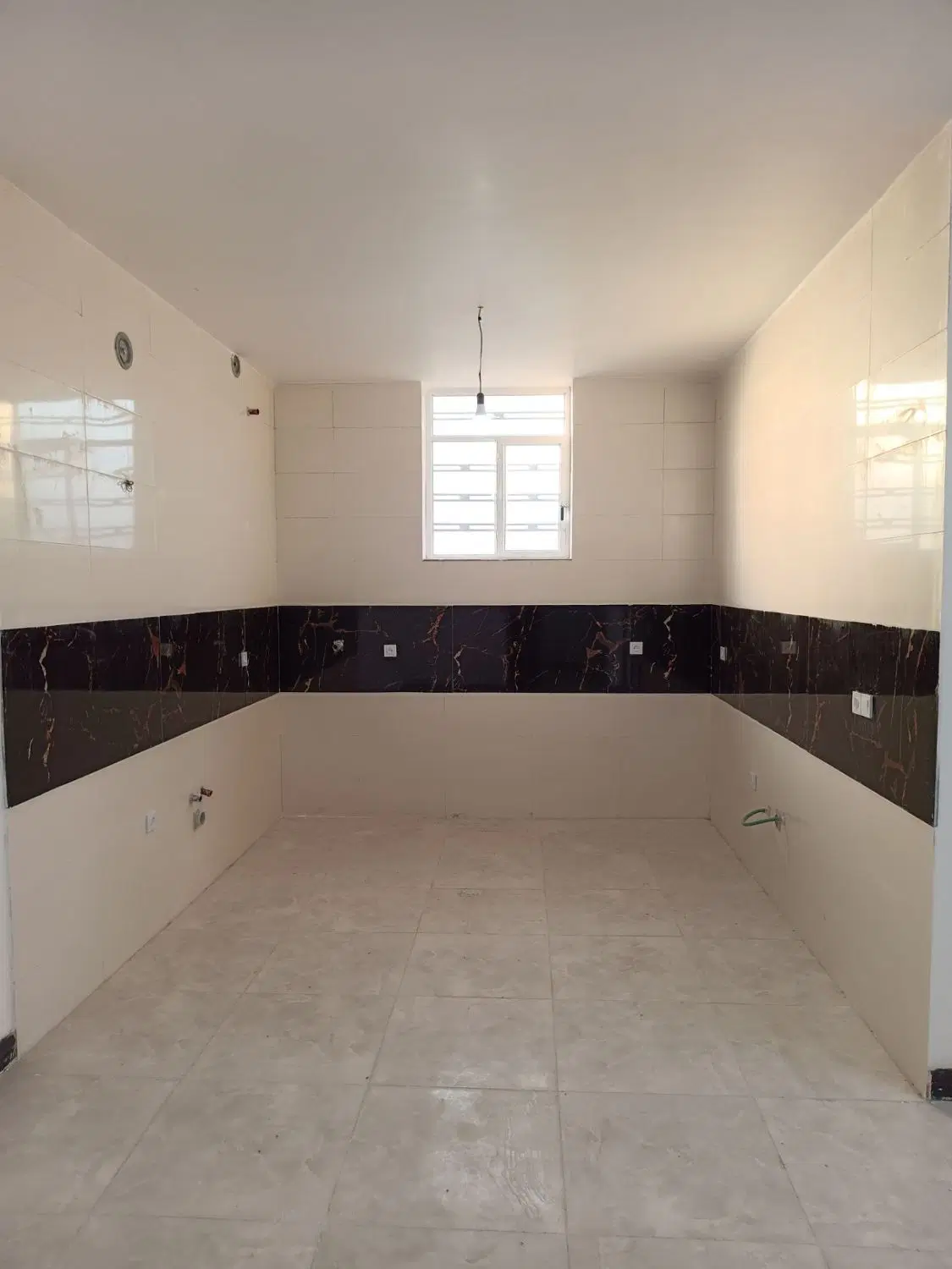 خانه طبقه همکف جرسقان