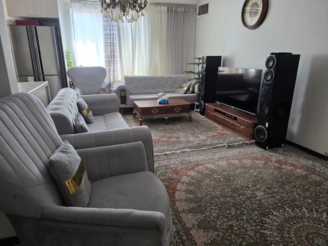 ۷۸متر_مجتمع امیرکبیر_طبقه ۷_غرق نور