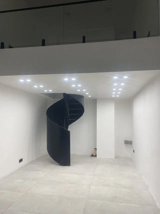 ۲۸ متر بالکن دار نوساز