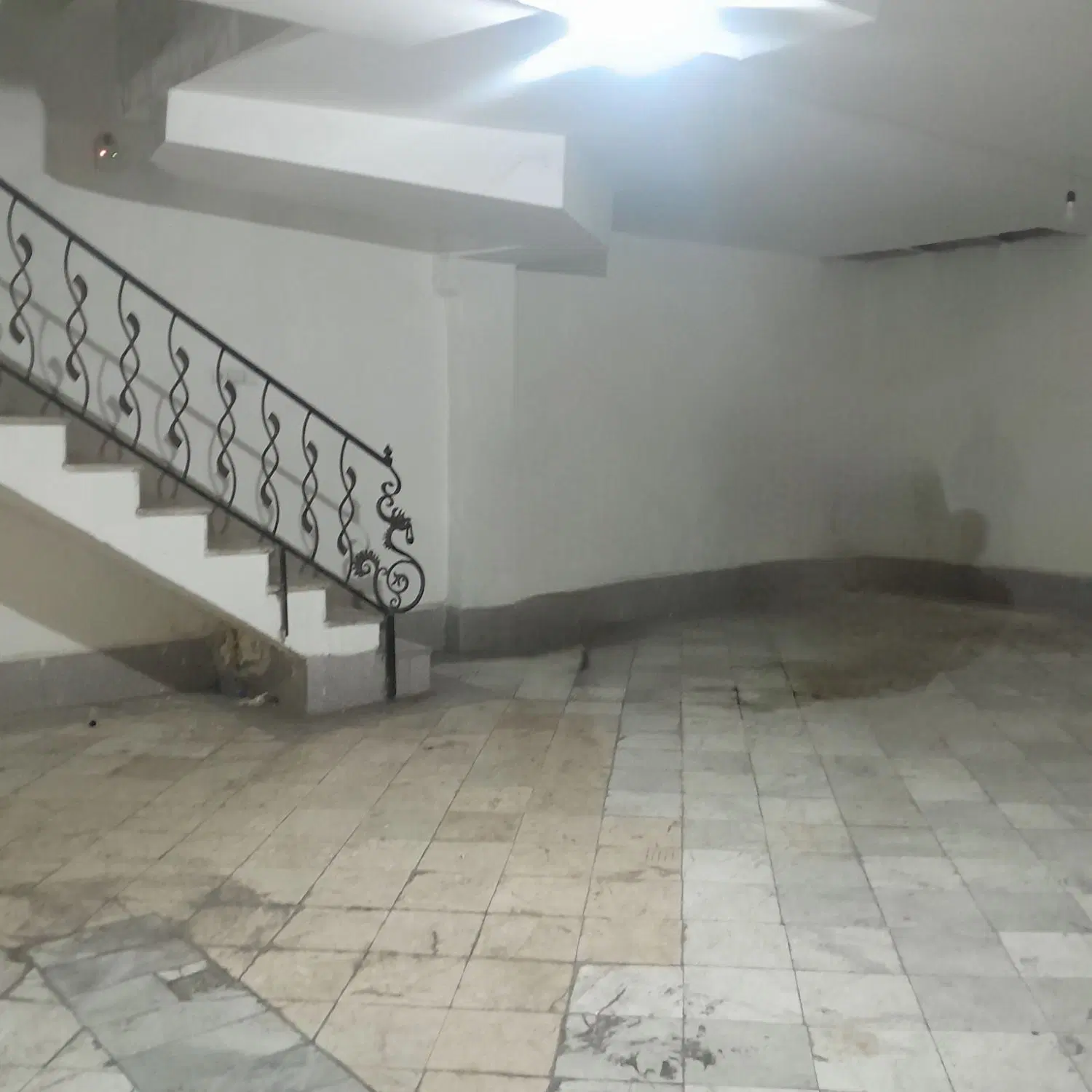 منزل آپارتمانی_فروشی_محراب حسینی