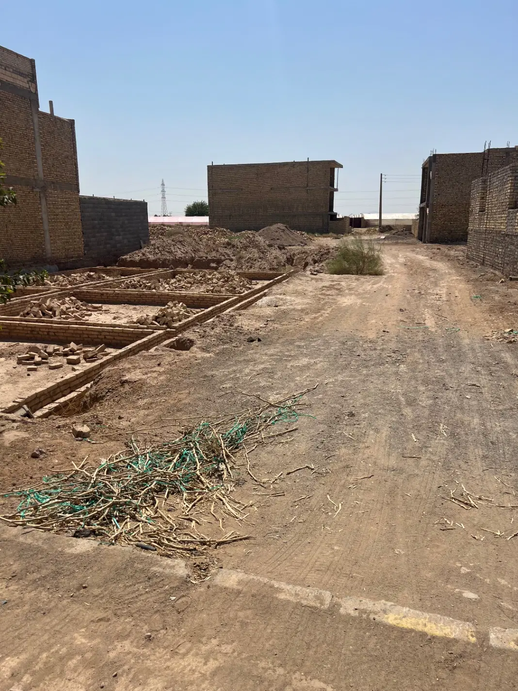 زمین حسین اباد ریسمانی قطع کوچیک