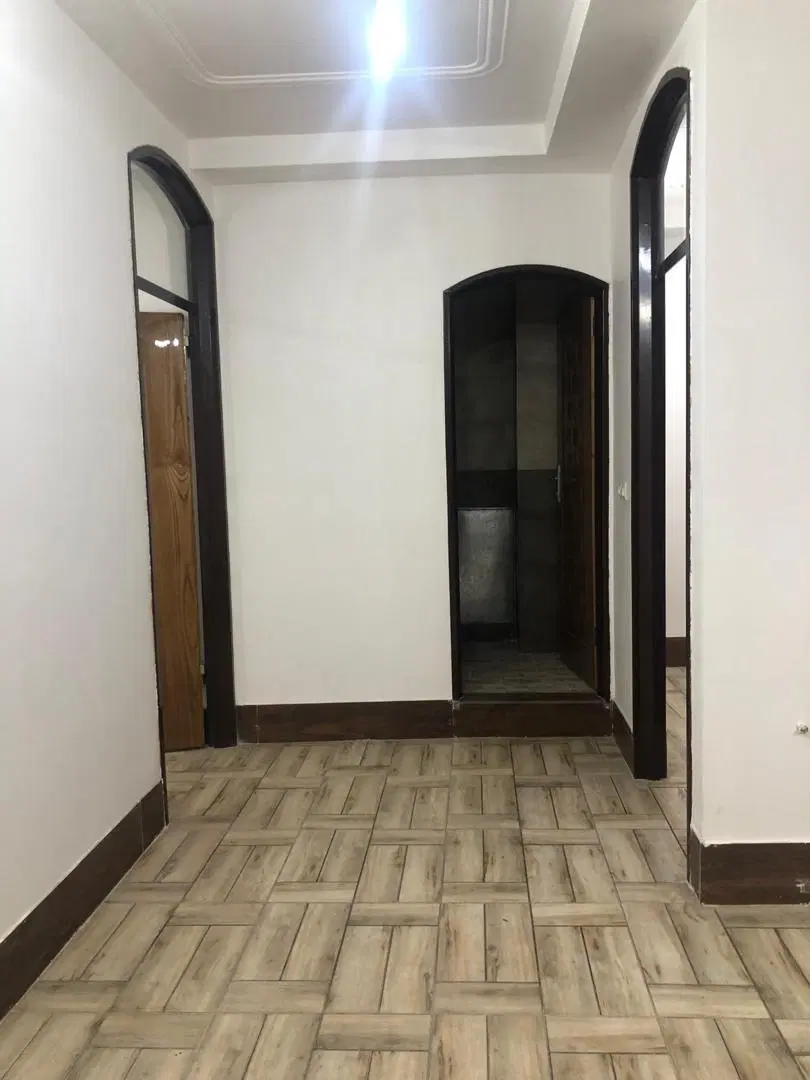 اجاره و فروش چند واحد آپارتمان آزادگان