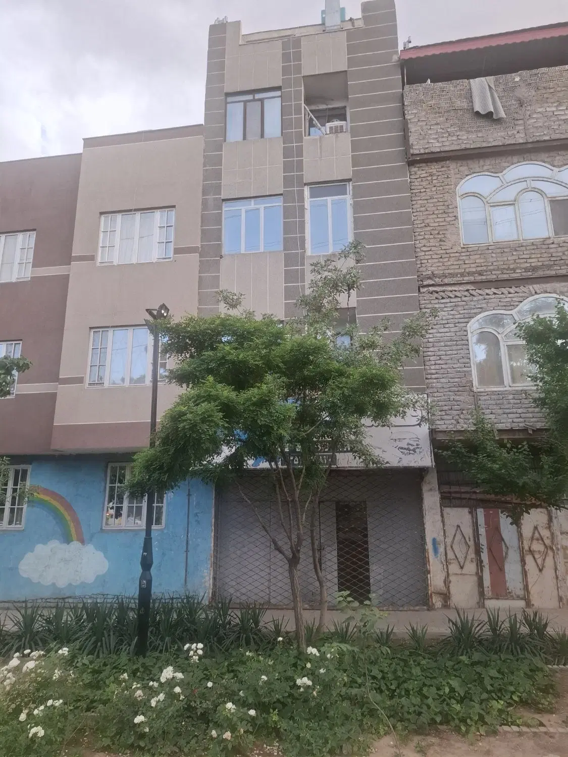 آپارتمان همکف استثنایی (با سابقه تجاری)